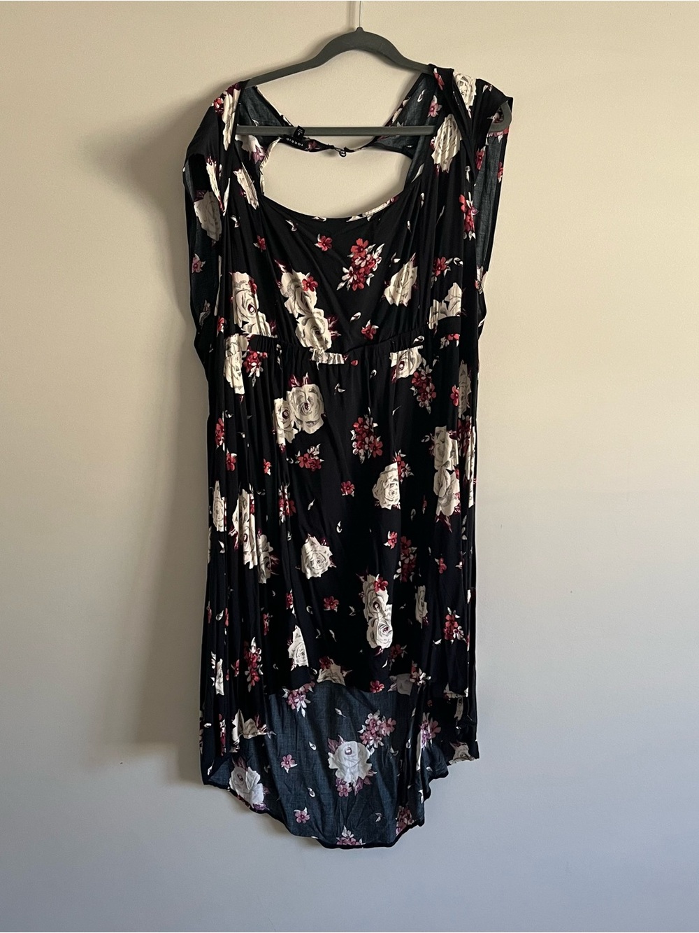 torrid 6 Black Floral High-Low Dress with Ivory and Red Flowers.